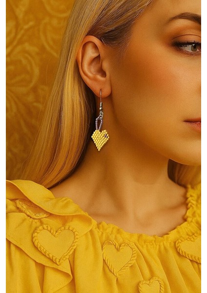 Sarı Kalp Mor Detaylı Desenli Boncuk Küpe –el Yapımı fırsatları