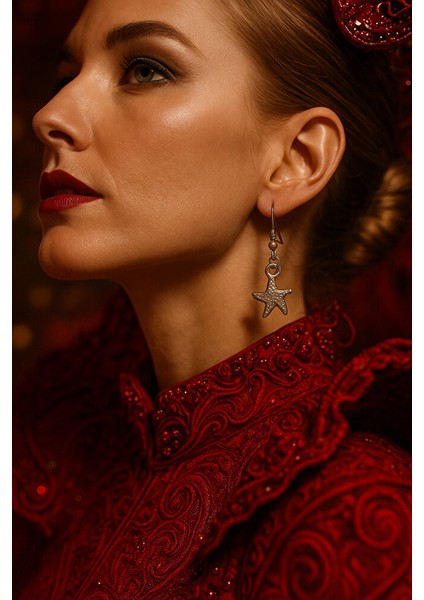 Deniz Yıldızı Detaylı Sallantılı Küpe fırsatları