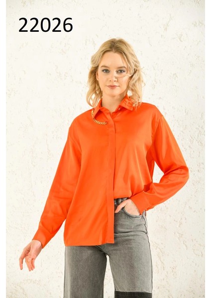 Kadın Gömlek Zincir Detaylı Saten Gömlek Turuncu - 22026 fiyatları