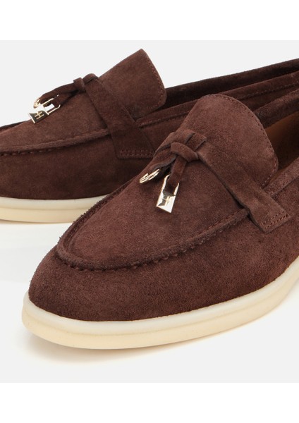 01AYH313760A480 KADIN Süet Deri Kahverengi Gold Aksesuarlı Klasik Loafer modelleri