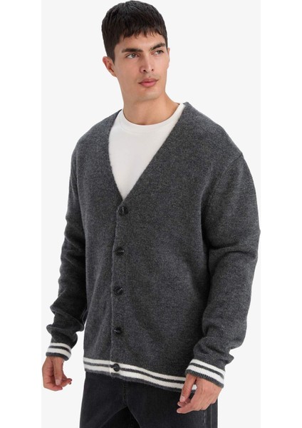 Relax Fit V Yaka Triko Hırka F3832AX25WN modelleri