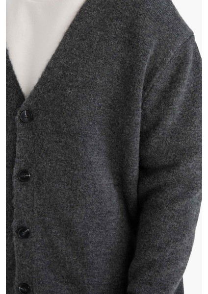 Relax Fit V Yaka Triko Hırka F3832AX25WN