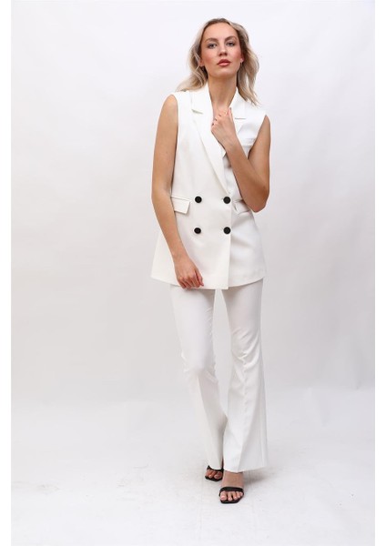 Blazer Yelek & Ispanyol Paça Pantolon-Beyaz modelleri