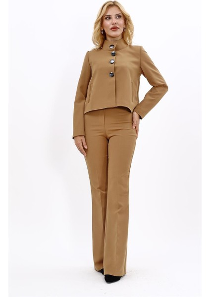 Boydan Düğmeli Mini Ceket & Ispanyol Paça Pantolon Takım-Camel
