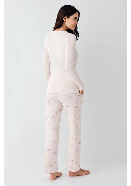 9062 Kadın Toz Pembe Uzun Kollu Yarım Pat V Yaka Pijama Takımı fiyatları