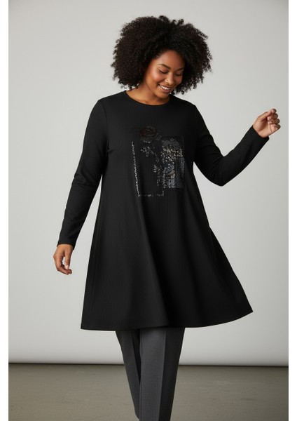 Kadın Önü Taş Detaylı Kol Ağzı Lastikli Battal Beden Tunik