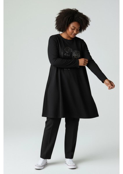 Kadın Önü Taş Detaylı Kol Ağzı Lastikli Battal Beden Tunik fırsatları