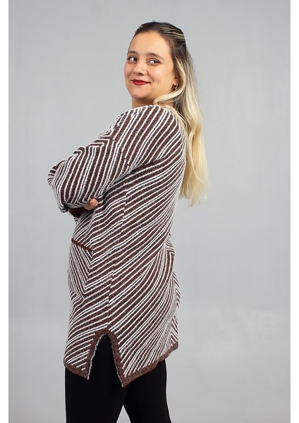 Düğmeli Sakallı Triko Kahverengi Hırka Yumuşacık Dokulu Şık ve Rahat 46 Bedene Kadar modelleri