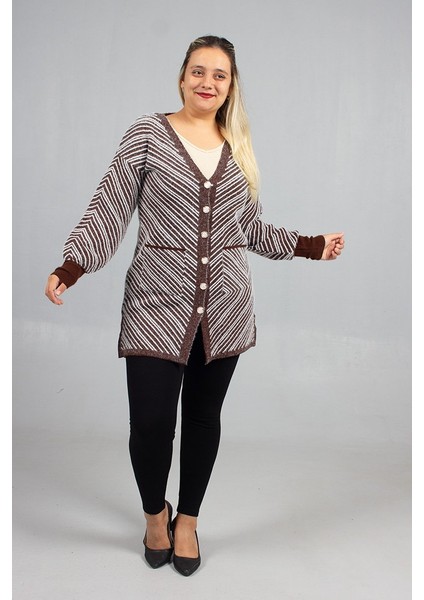 Düğmeli Sakallı Triko Kahverengi Hırka Yumuşacık Dokulu Şık ve Rahat 46 Bedene Kadar indirimleri