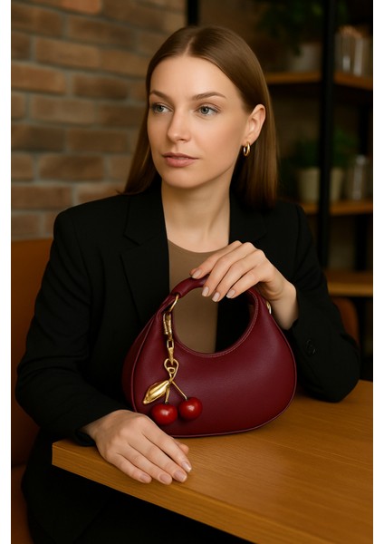 Kiraz Charm Detaylı Omuz Çantası Mini Şık Model
