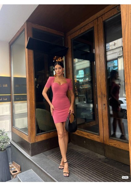 Kalp Yaka Vaktakı Mini Krep Elbise 582982 Gülkurusu fiyatları