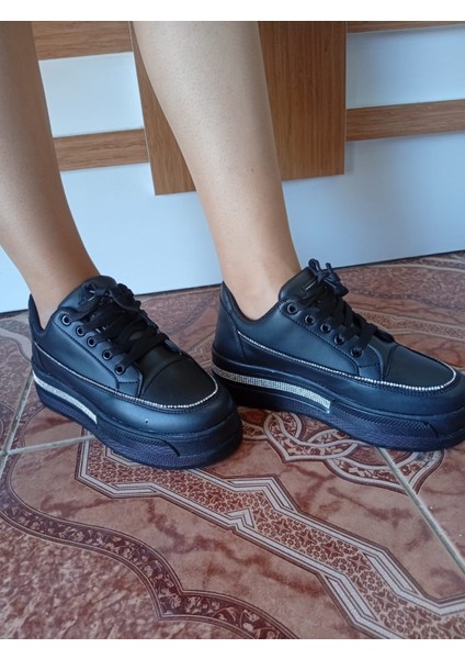 Kadın Yüksek Taban Rahat Şık Günlük Spor Ayakkabı Siyah Renk fiyatları