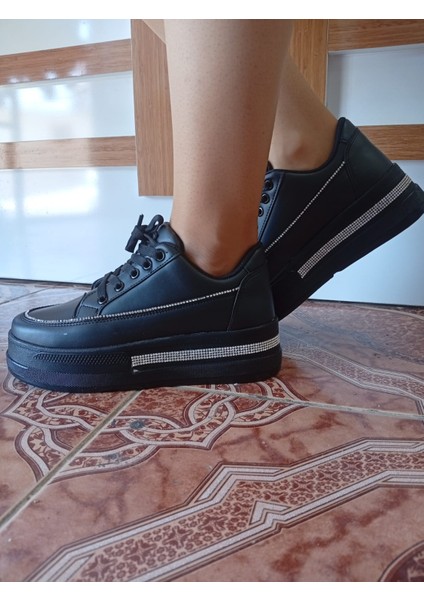 Kadın Yüksek Taban Rahat Şık Günlük Spor Ayakkabı Siyah Renk modelleri