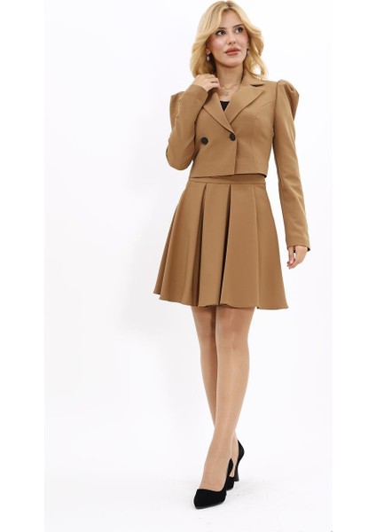 Gömlek Yaka Kısa Ceket & Kısa Kloş Etek-Camel fiyatları