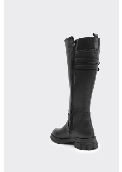 Tokalı Hakiki Deri Fermuarlı Kadın Çizme modelleri