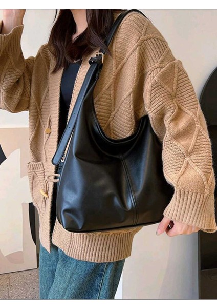 Kadın Siyah Omuz Çantası Yumuşak Iç ve Dış Dokulu Kaliteli Işçilik ve Yumuşak Suni Deri El Çantası fiyatları