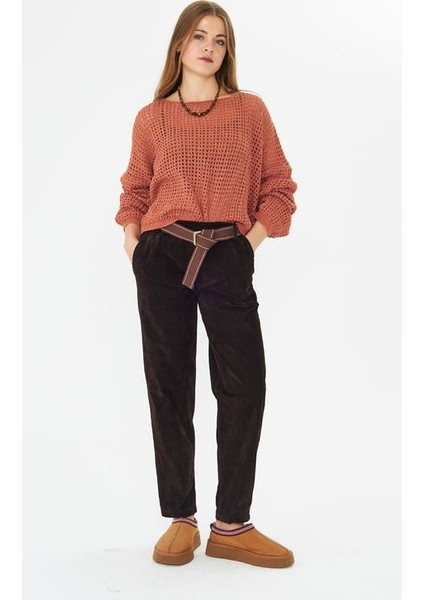 Ince Fitilli Kadife Kemerli Pantolon Kahve