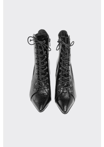 Klasik Bağcıklı Fermuarlı Hakiki Deri Kadın Bot modelleri