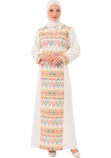 Kadın Elbise – Canlı Renklerle İşlemeli Beyaz Filistin Nakışlı Kadın Elbise