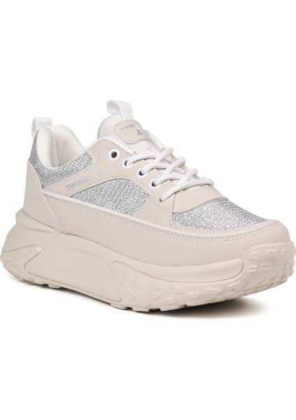 Kadın Kalın Tabanlı Bej Parlak Sneaker Spor Ayakkabı – Rahat, Şık ve Günlük Kullanıma Uygun modelleri