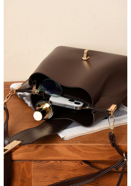 Kadın 3 Bölmeli Elden Tutmalı Omuzdan Asmalı Kaliteli Çanta fiyatları