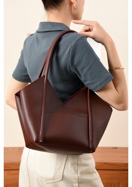 Kadın Şık Tasarımlı Omuz ve Kol Çantası + Yavru Çanta modelleri