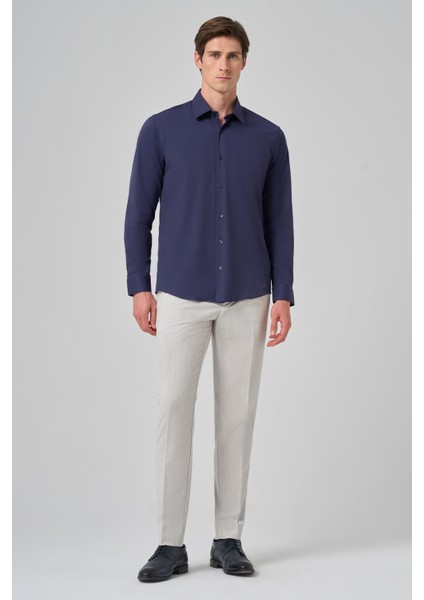 Erkek Lacivert Slim Fit Sert Yaka Gömlek fırsatları