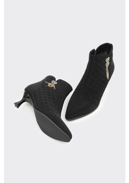 Kısa Topuk Taşlı Kadın Bot fırsatları