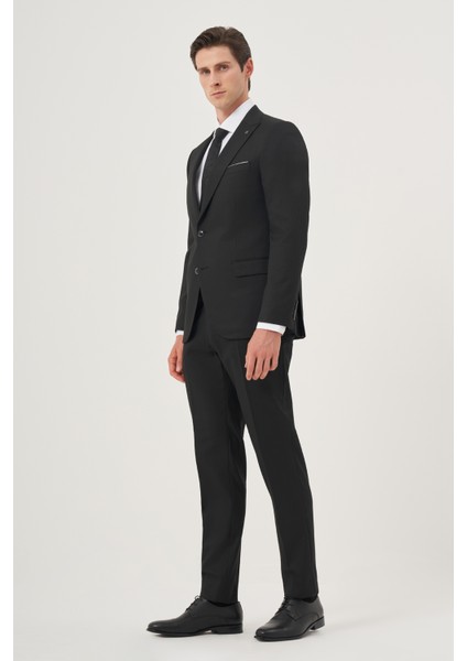 Erkek Siyah Poliviskon Basic Jakarlı Slim Fit Sivri Yaka Takım Elbise fırsatları