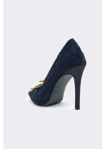 Dantelli Taş Aksesuarlı Kadın Abiye Ayakkabı modelleri