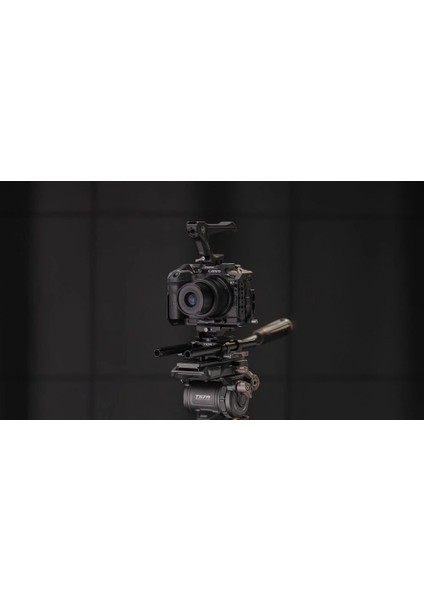 TA-T28-FCC-B Canon R8 Için Kamera Kafesi fırsatları