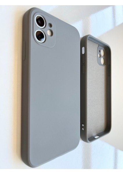 İphone 11 İle Uyumlu Köşeli Kalıp ( 12 GÖRÜNÜMLÜ) Lansman İçi Kadife Esnek Silikon Kılıf