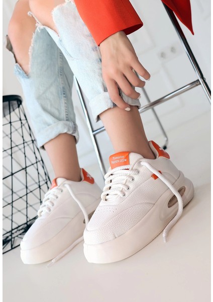 Chris Beyaz Cilt Tcu Detaylı Bağcıklı Spor Ayakkabı modelleri