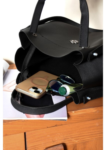 Lüks Büyük Kapasiteli Demir Kulplu Omuz Çantası fiyatları