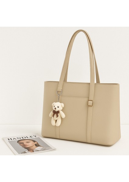 Sevimli Ayıcık Charm Büyük Kapasiteli Omuz Çantası fiyatları