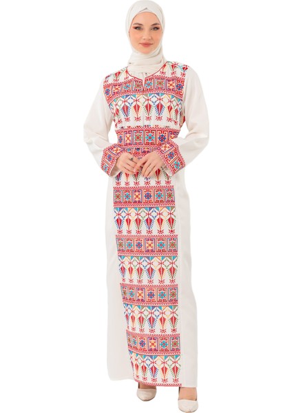 Kadın Elbise – Canlı Renklerle İşlemeli Beyaz Filistin Nakışlı Kadın Elbise"