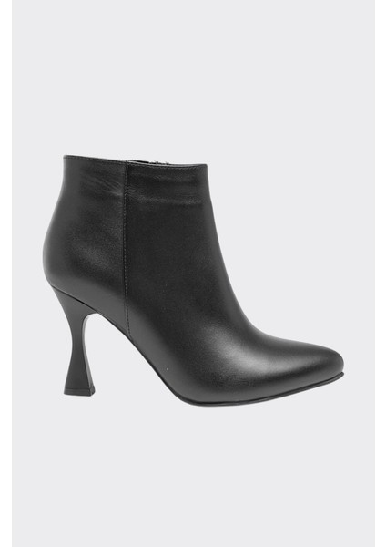 Kalem Topuklu Hakiki Deri Klasik Kadın Bot