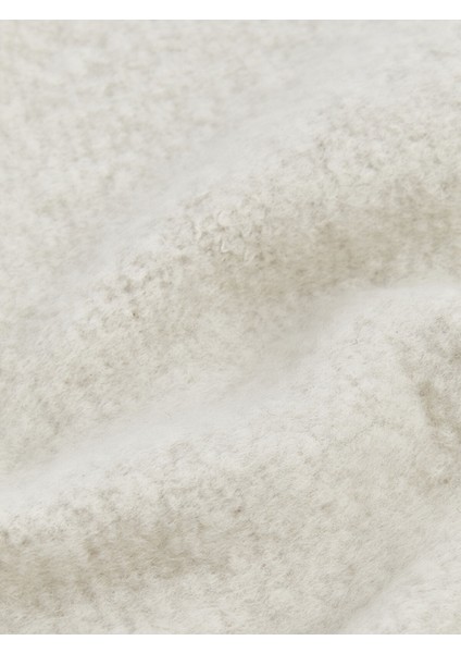 Yeni Sezon Püsküllü Kadın Atkı modelleri