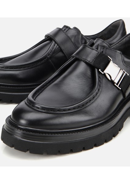 02AYH311670A100 ERKEK Deri Siyah Metal Tokalı Klasik Loafer modelleri
