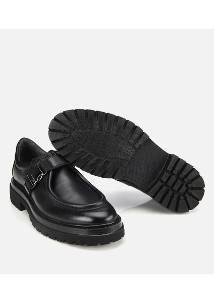 02AYH311670A100 ERKEK Deri Siyah Metal Tokalı Klasik Loafer