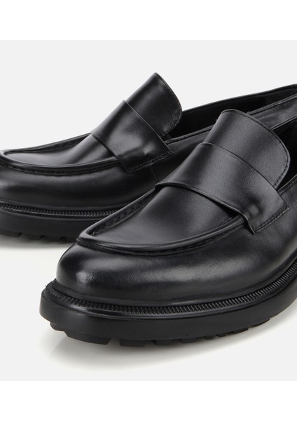 02AYH311880A100 ERKEK Deri Siyah Yumuşak Dokulu Klasik Loafer modelleri