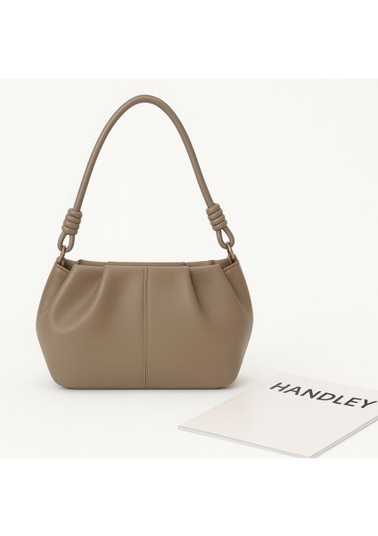 Lüks Pile Detaylı Omuz Çantası fiyatları