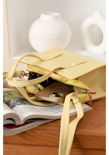 Lüks Reyhani Kutu Çapraz Askılı El ve Omuz Çantası fırsatları