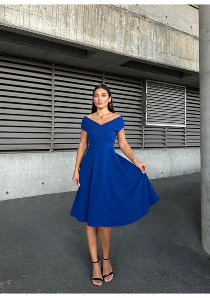 Kayık Yaka Midi Boy Saks Elbise 583259