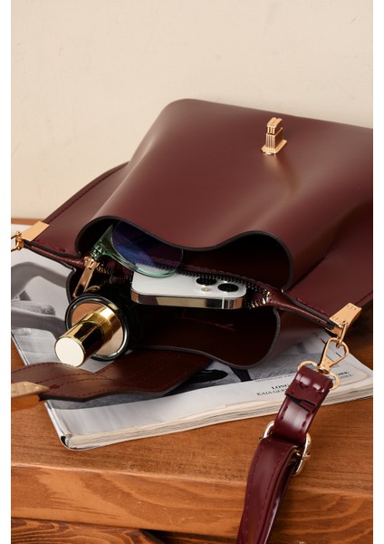 Kadın 3 Bölmeli Elden Tutmalı Omuzdan Asmalı Kaliteli Çanta fiyatları