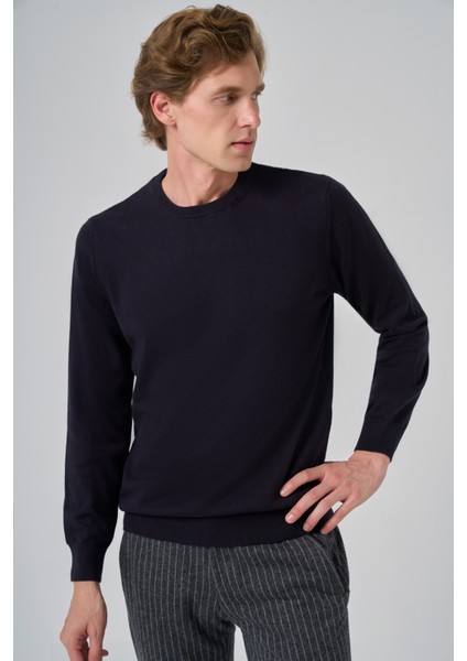 Erkek Lacivert Basic Bisiklet Yaka Dynamic Fit Rahat Kesim Triko