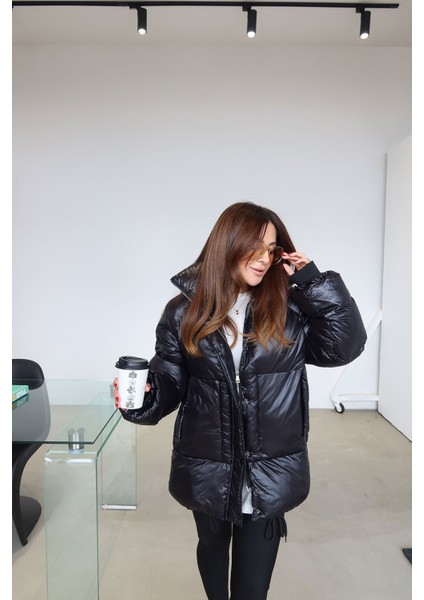 Dik Yaka Ayarlanabilir Bağcıklı Şişme Mont fiyatları