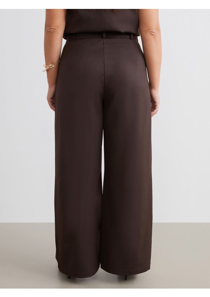 Yeni Sezon Büyük Beden Loose Fit Kadın Pileli Pantolon fırsatları