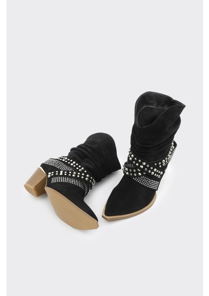 Zımba Aksesuarlı Hakiki Deri Kadın Bot fırsatları