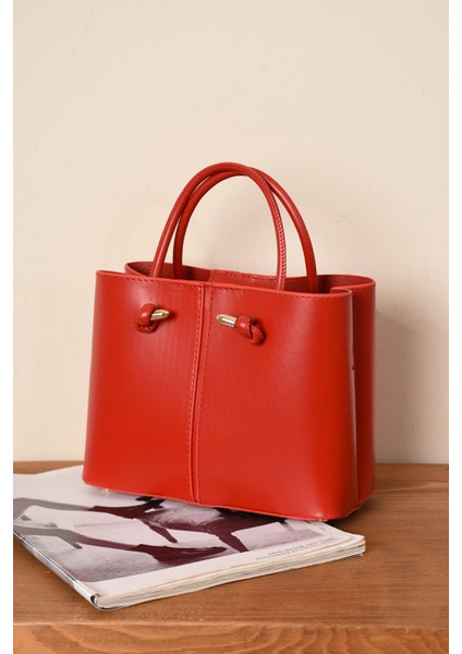 Kadın 3 Bölmeli Kaliteli Şık Çanta Omuzdan Asmalı Elden Tutmalı Askılı modelleri